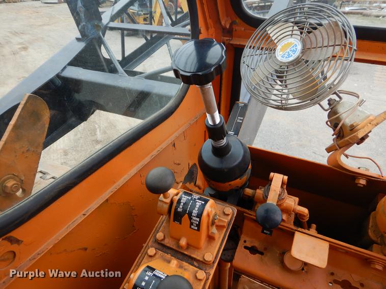 image for item BE9357 1977 American 7250 crane