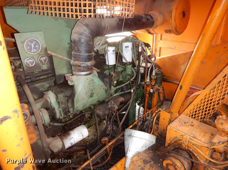 image for item BE9357 1977 American 7250 crane