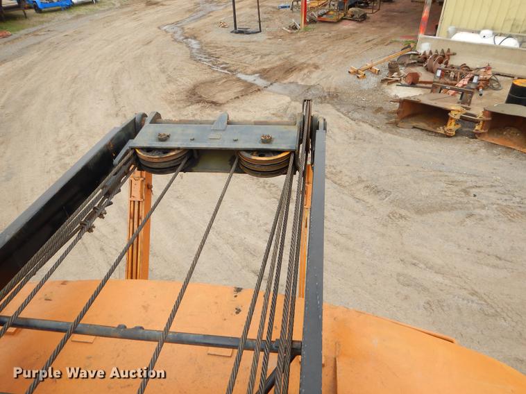 image for item BE9357 1977 American 7250 crane