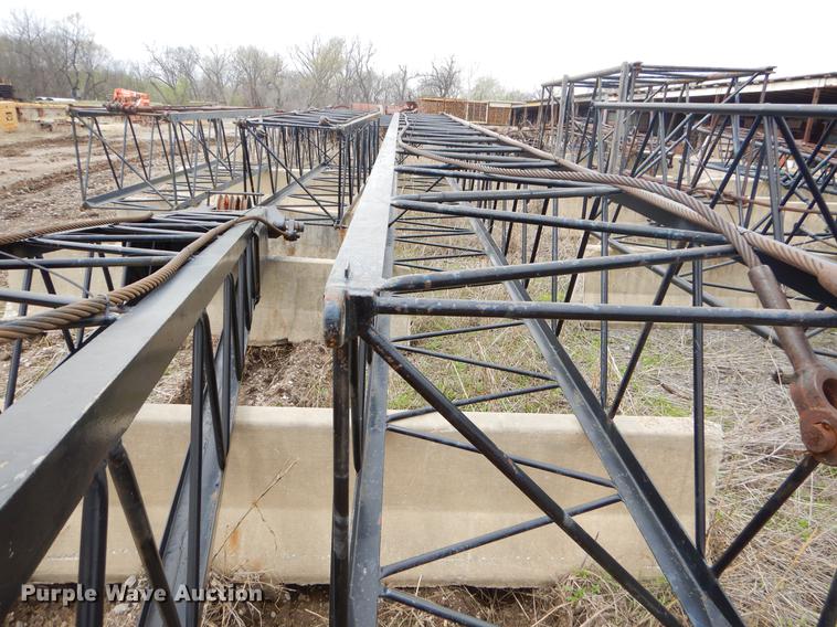 image for item BE9357 1977 American 7250 crane