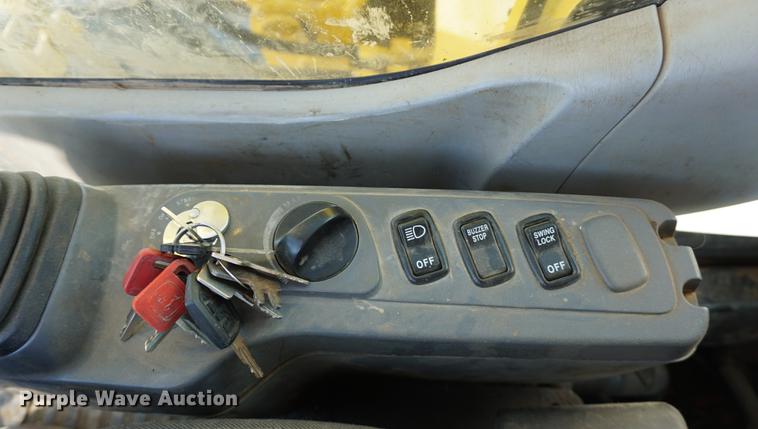 image for item DA1253 2003 Komatsu PC200LC-7L excavator