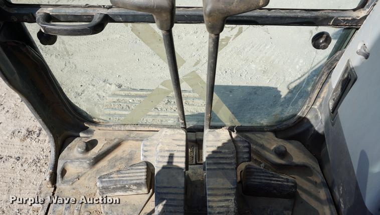 image for item DA1253 2003 Komatsu PC200LC-7L excavator