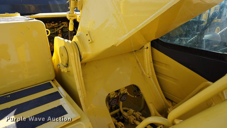 image for item DA1253 2003 Komatsu PC200LC-7L excavator