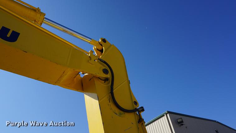 image for item DA1253 2003 Komatsu PC200LC-7L excavator