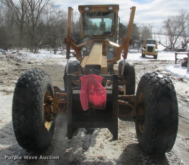 image for item DA8251 John Deere 770A motor grader