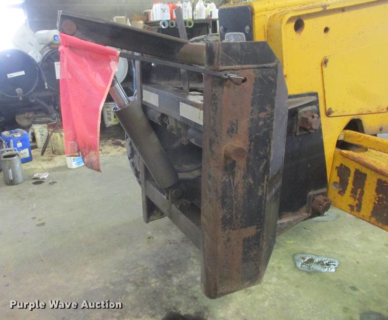 image for item DA8251 John Deere 770A motor grader