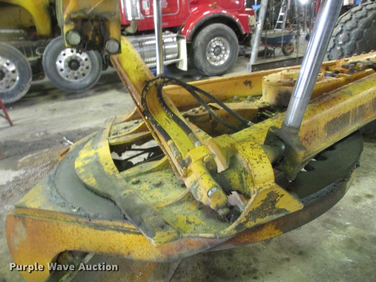 image for item DA8251 John Deere 770A motor grader