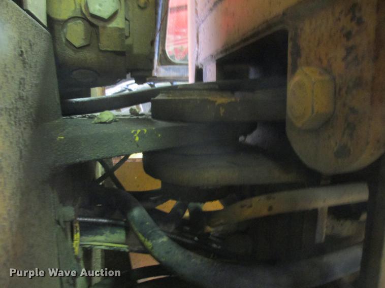 image for item DA8251 John Deere 770A motor grader