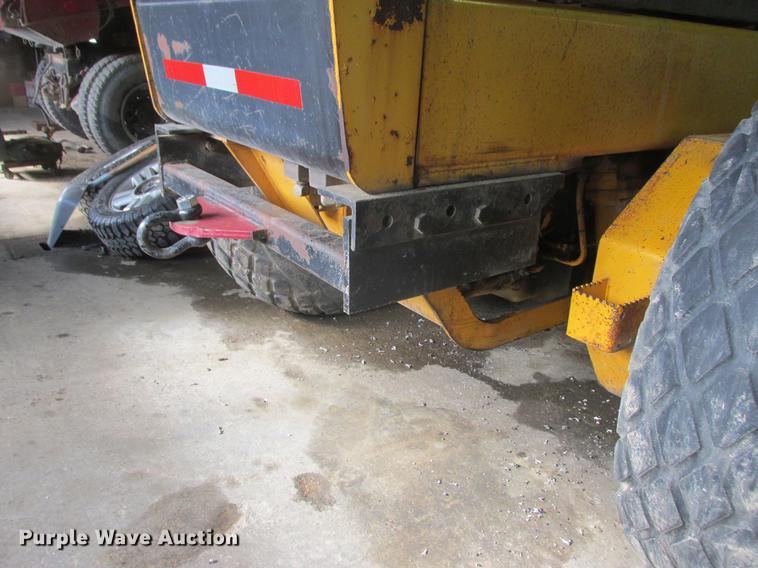 image for item DA8251 John Deere 770A motor grader