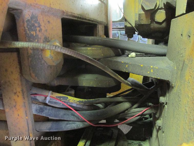 image for item DA8251 John Deere 770A motor grader