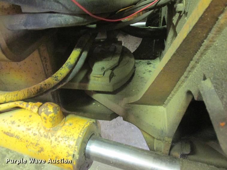 image for item DA8251 John Deere 770A motor grader