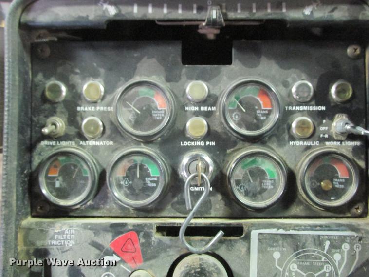 image for item DA8251 John Deere 770A motor grader