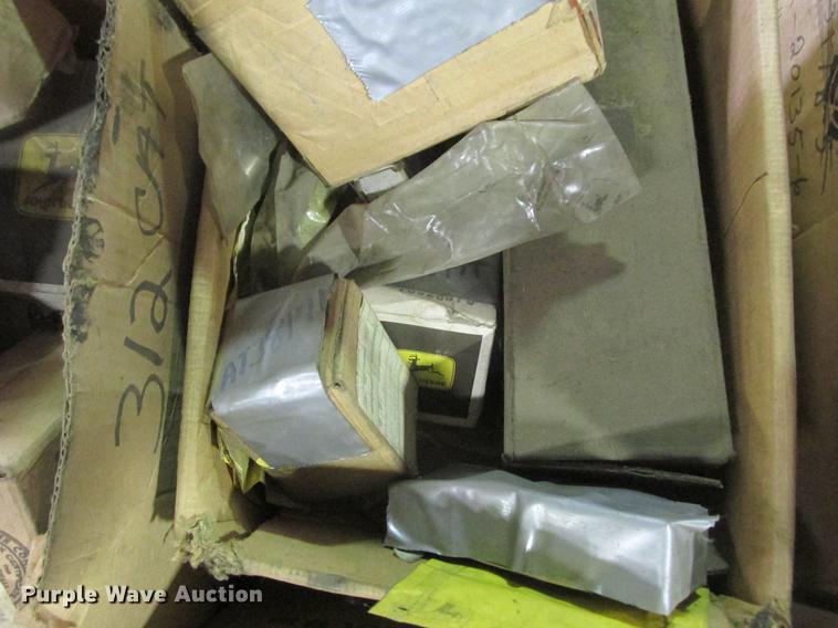 image for item DA8252 John Deere parts