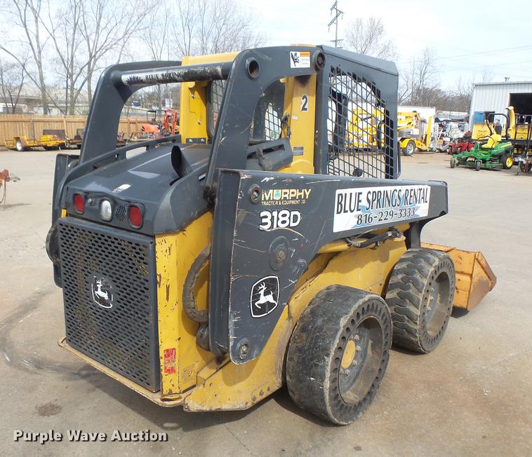 image for item DB6218 2013 John Deere 318D skid steer