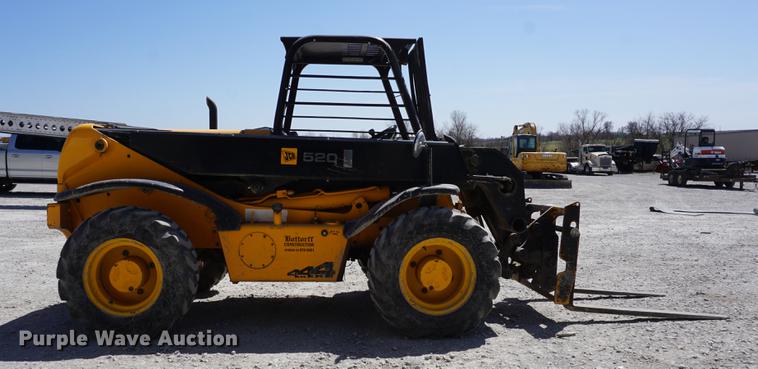 image for item DB6220 1999 JCB Loadall 520 telehandler