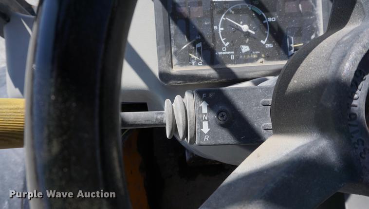 image for item DB6220 1999 JCB Loadall 520 telehandler