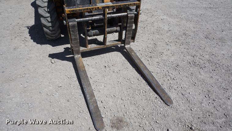 image for item DB6220 1999 JCB Loadall 520 telehandler