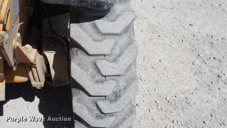 image for item DB6220 1999 JCB Loadall 520 telehandler