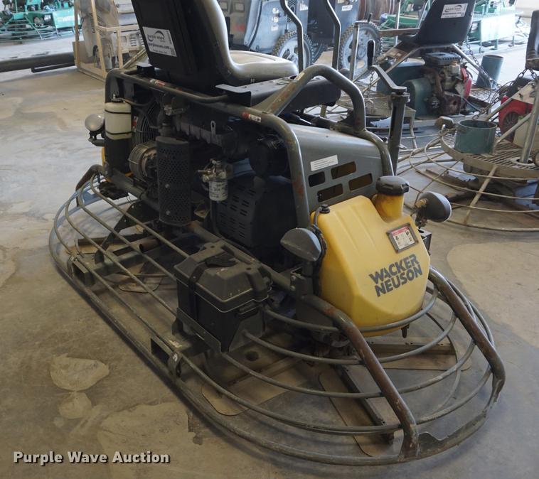 image for item DB6221 2013 Wacker Neuson CRT48 power trowel
