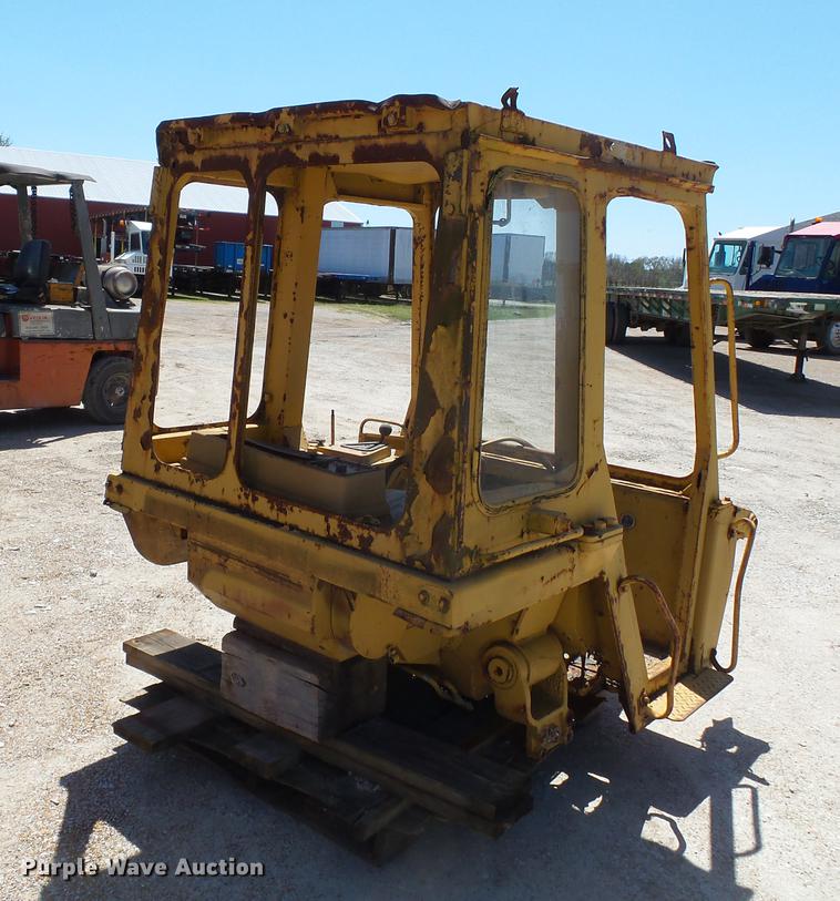 image for item DB7145 Caterpillar 963 cab