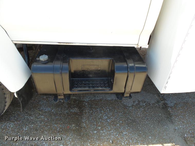 image for item DB7150 1995 Ford F800 utility bed truck with crane