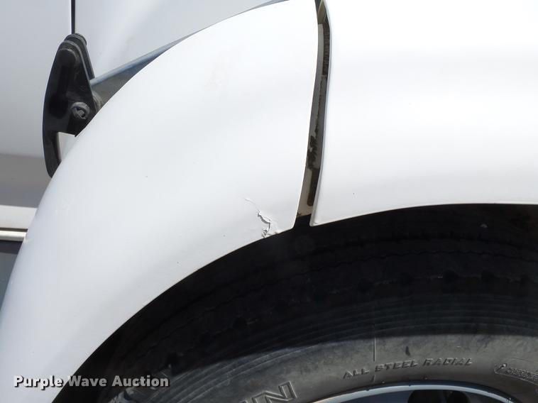 image for item DB7150 1995 Ford F800 utility bed truck with crane