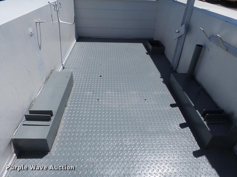 image for item DB7150 1995 Ford F800 utility bed truck with crane