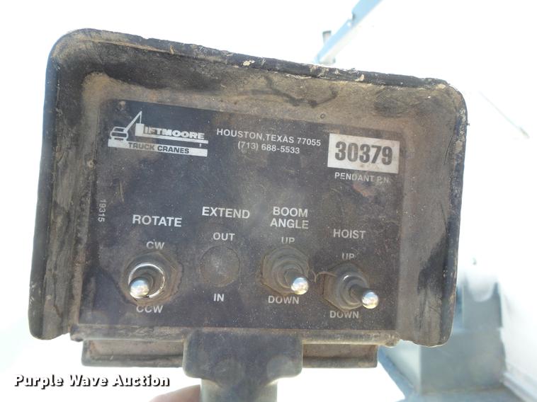 image for item DB7150 1995 Ford F800 utility bed truck with crane