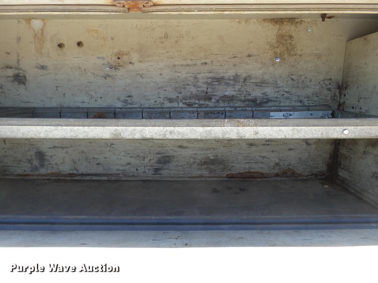 image for item DB7150 1995 Ford F800 utility bed truck with crane