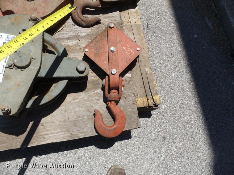 image for item DB7151 (5) snatch blocks