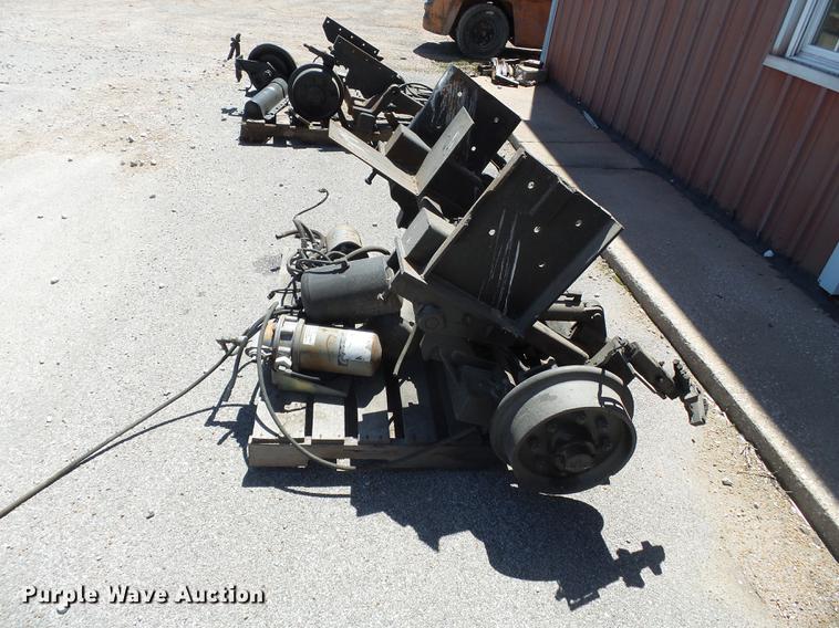 image for item DB7154 Ford F800 medium duty rail gear