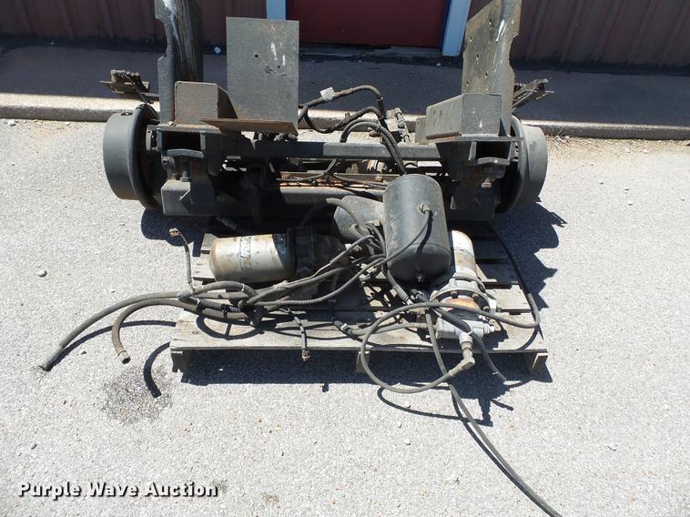 image for item DB7154 Ford F800 medium duty rail gear