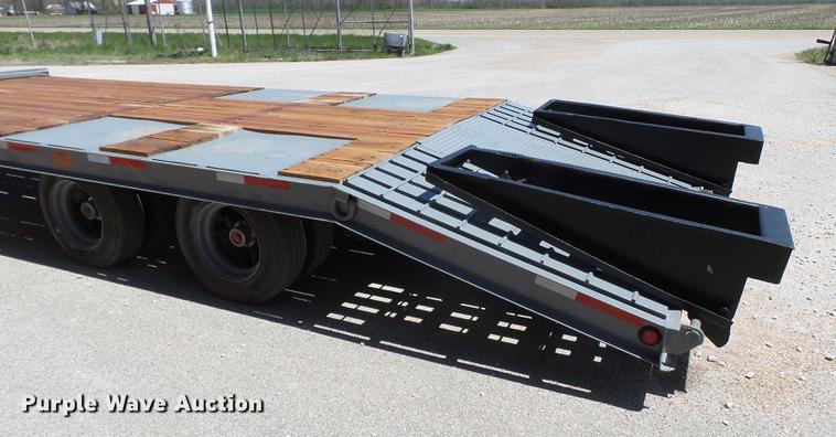 image for item DB7155 1995 Trail King TK40LP equipment trailer