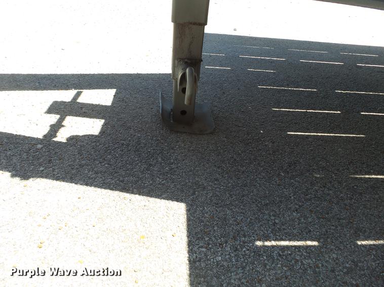 image for item DB7155 1995 Trail King TK40LP equipment trailer