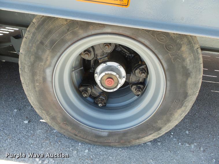 image for item DB7155 1995 Trail King TK40LP equipment trailer