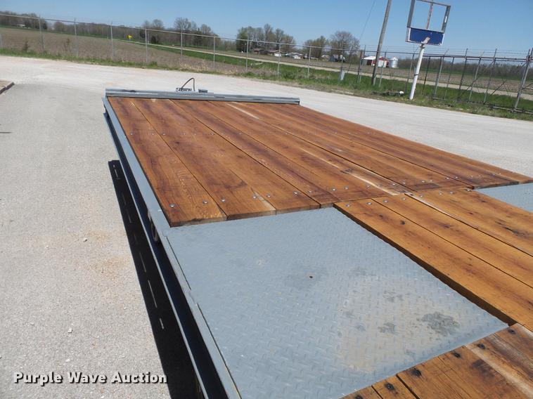 image for item DB7155 1995 Trail King TK40LP equipment trailer