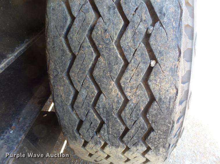 image for item DB7156 1995 Interstate equipment trailer