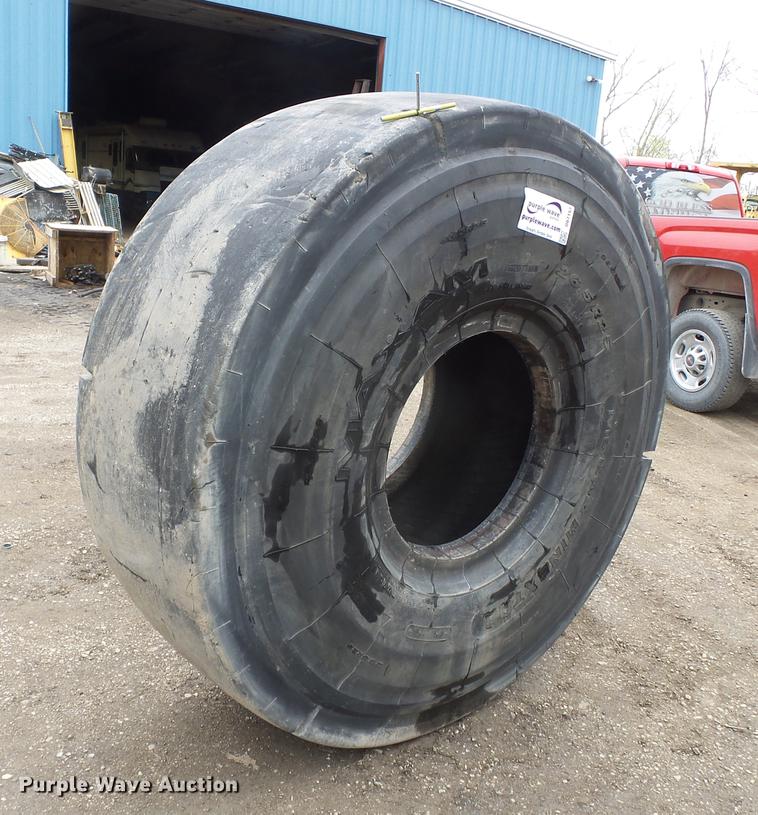 image for item DB7157 (2) Maxam Mine Xtra tires