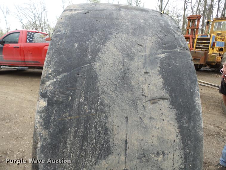 image for item DB7157 (2) Maxam Mine Xtra tires