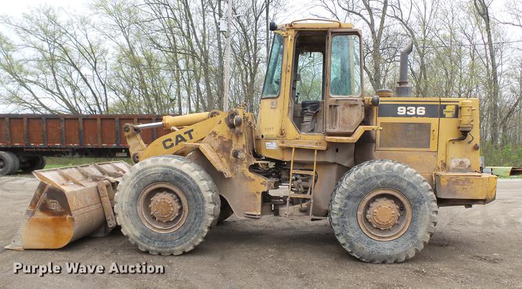 image for item DB7160 1987 Caterpillar 936E wheel loader