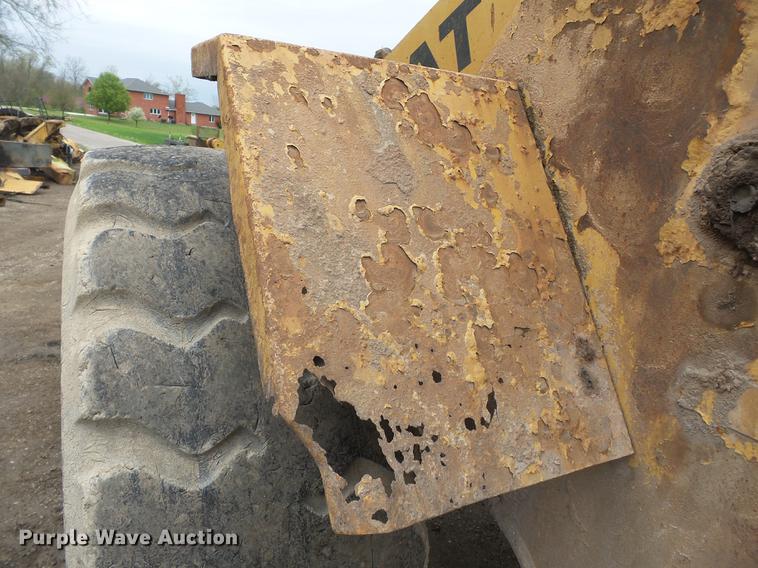 image for item DB7160 1987 Caterpillar 936E wheel loader