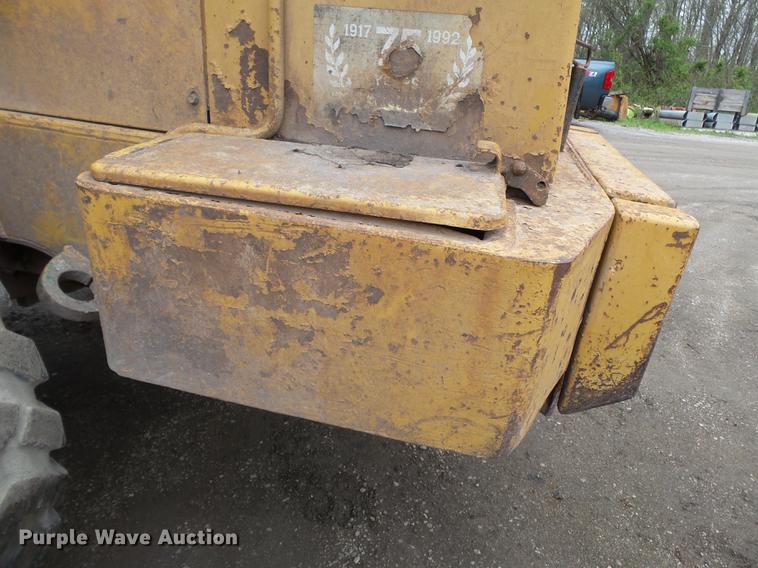 image for item DB7160 1987 Caterpillar 936E wheel loader