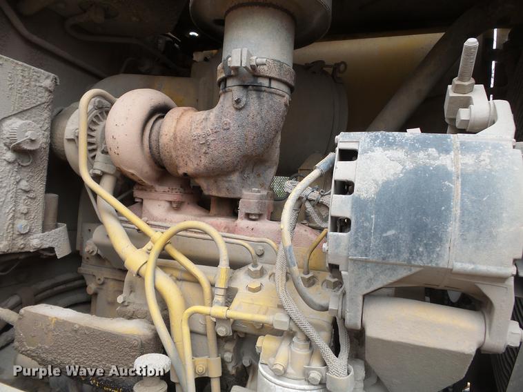 image for item DB7160 1987 Caterpillar 936E wheel loader