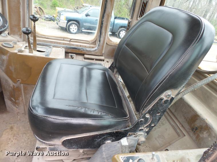 image for item DB7160 1987 Caterpillar 936E wheel loader