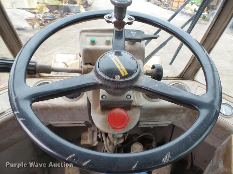 image for item DB7160 1987 Caterpillar 936E wheel loader