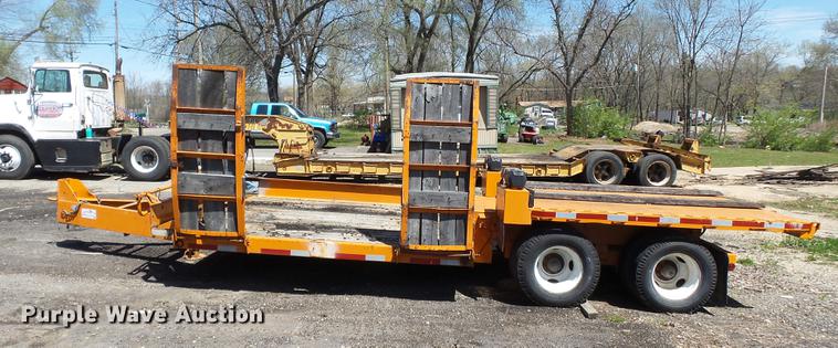 image for item DB7169 1996 Geisert tilt deck equipment trailer