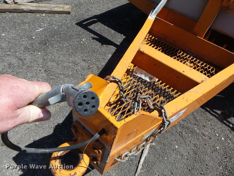 image for item DB7169 1996 Geisert tilt deck equipment trailer