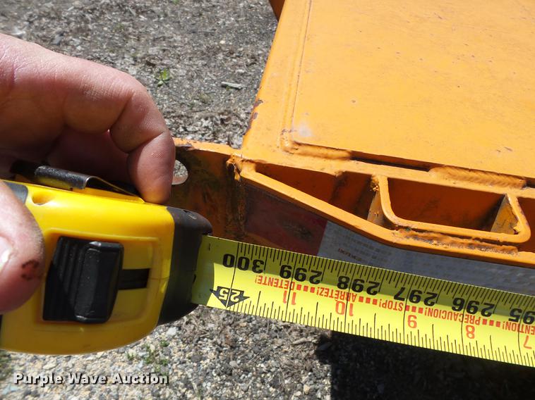 image for item DB7169 1996 Geisert tilt deck equipment trailer