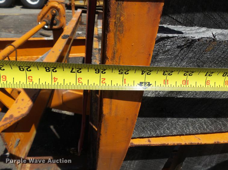 image for item DB7169 1996 Geisert tilt deck equipment trailer