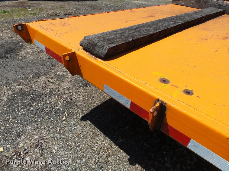 image for item DB7169 1996 Geisert tilt deck equipment trailer